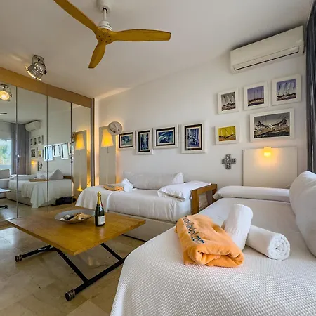 Palm 4b With Sea Views And Private Parking Apartment Marbella