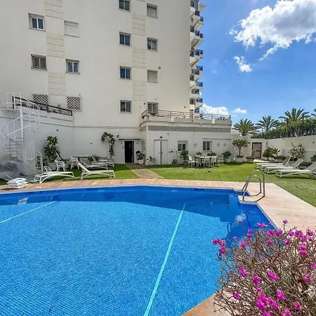 Palm 4b With Sea Views And Private Parking * Marbella
