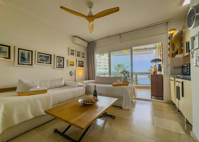 Palm 4b With Sea Views And Private Parking * Marbella