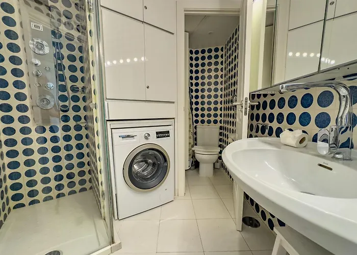 Palm 4b With Sea Views And Private Parking Apartman