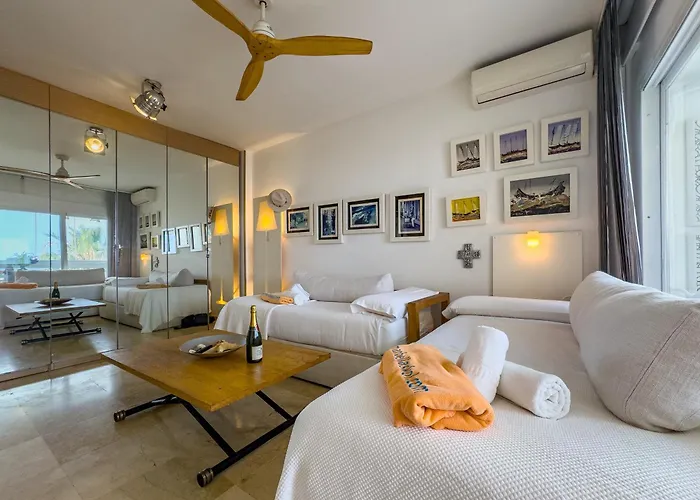 Palm 4b With Sea Views And Private Parking 아파트 마르베야